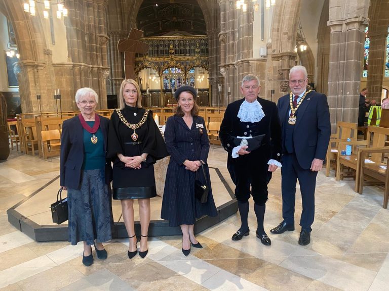 Leicester cathedral service of thanksgiving (2)